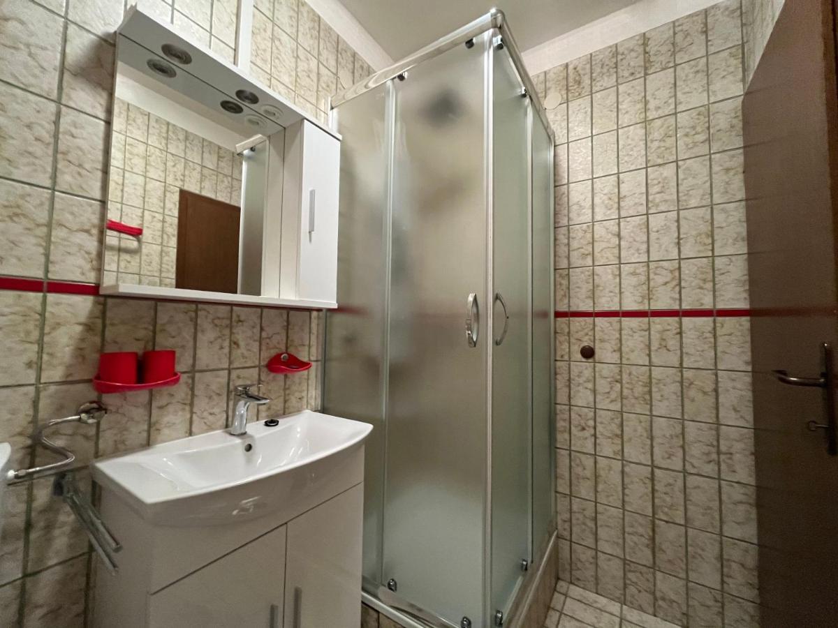 Apartments Vuksan Раб Экстерьер фото